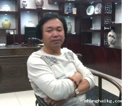 何炳钦