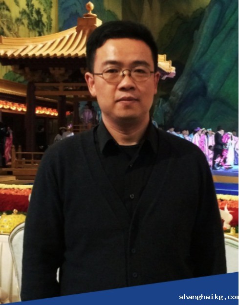 黄春茂